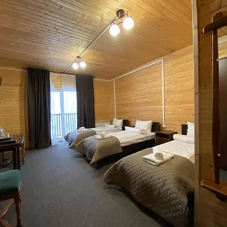 Forrest Hotel *